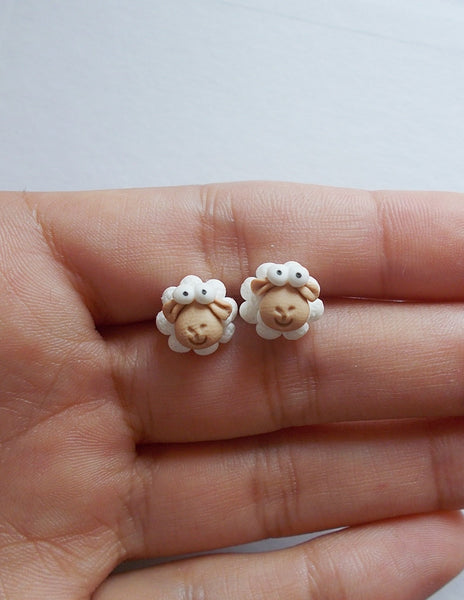 Baa Baa Sheep handmade earrings - Adventacle